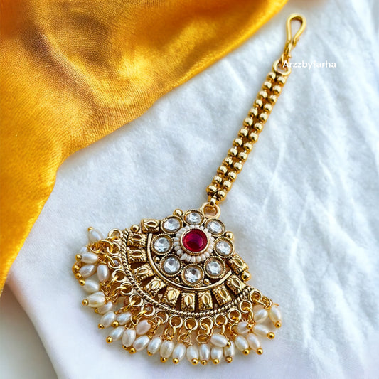 Kundan & Pearl Gold Necklace Set