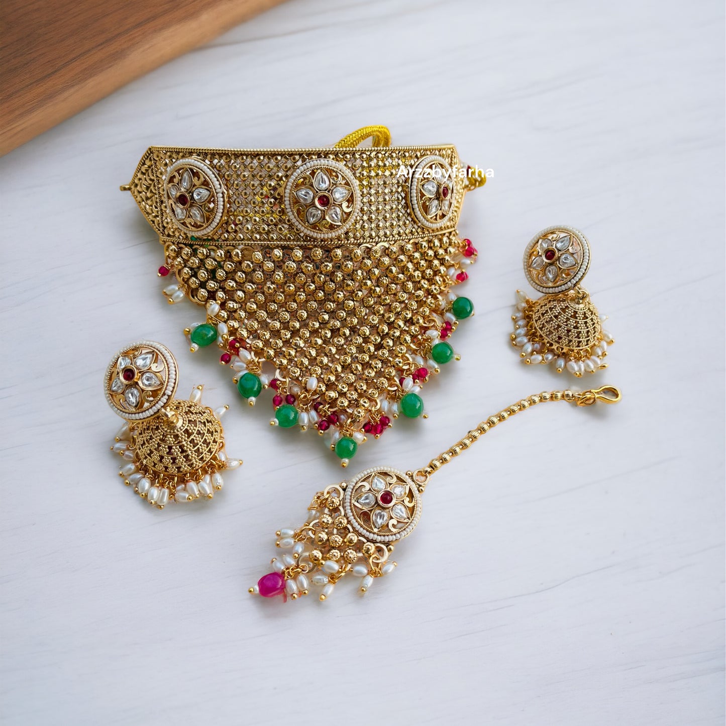 Kundan & Pearl Gold Necklace Set