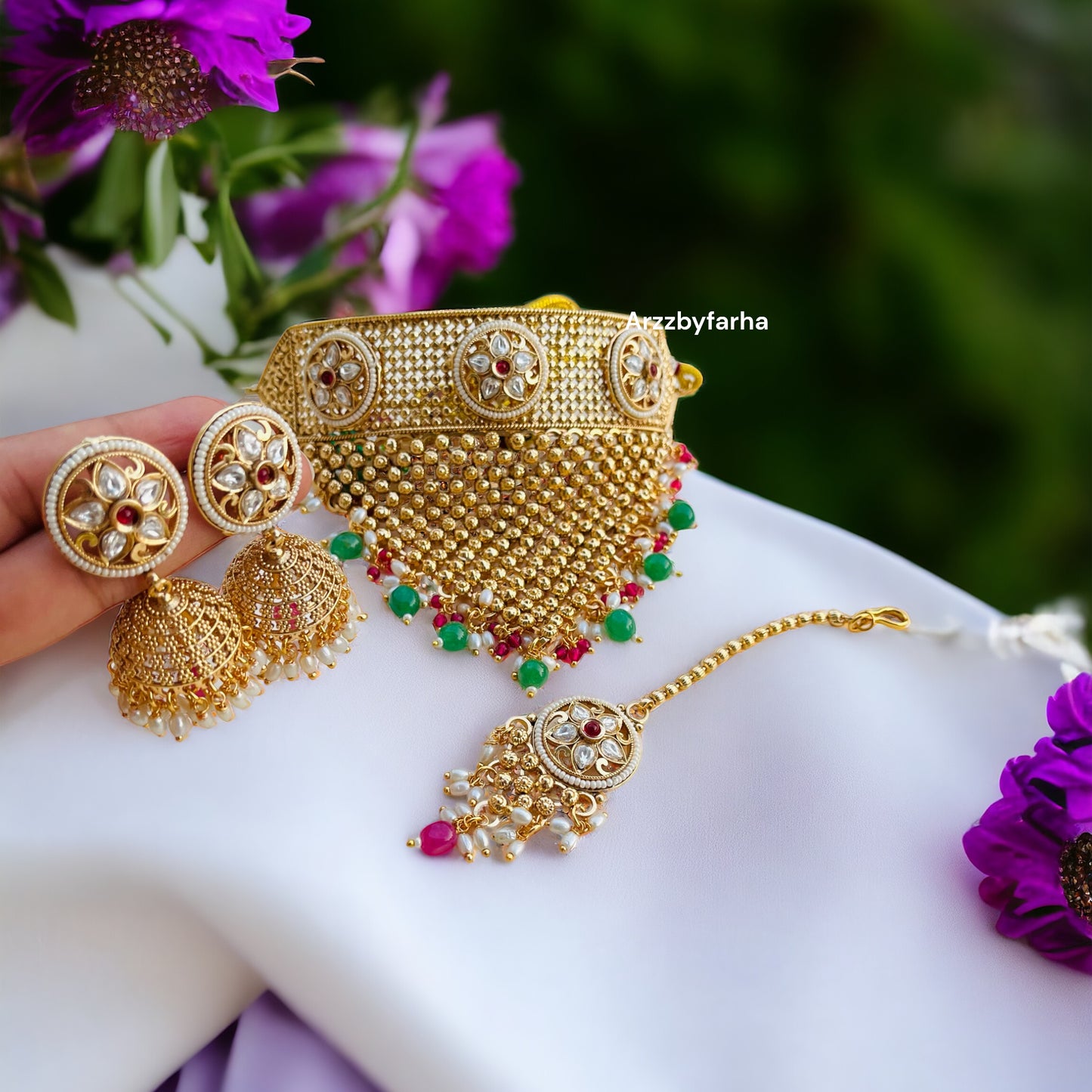 Kundan & Pearl Gold Necklace Set