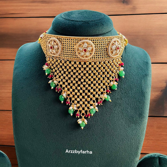 Kundan & Pearl Gold Necklace Set