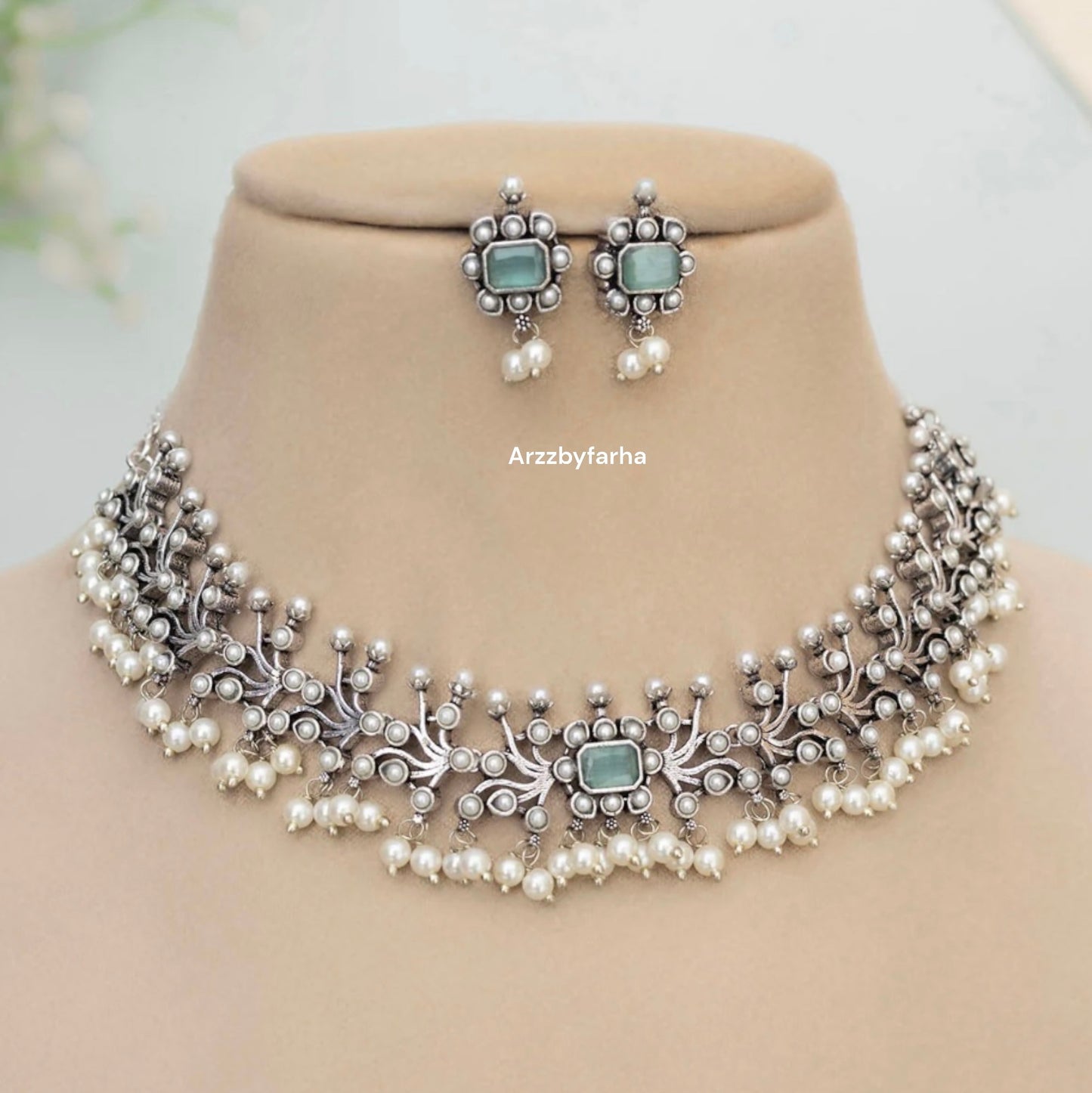 Mint Stone Leaf Necklace Set