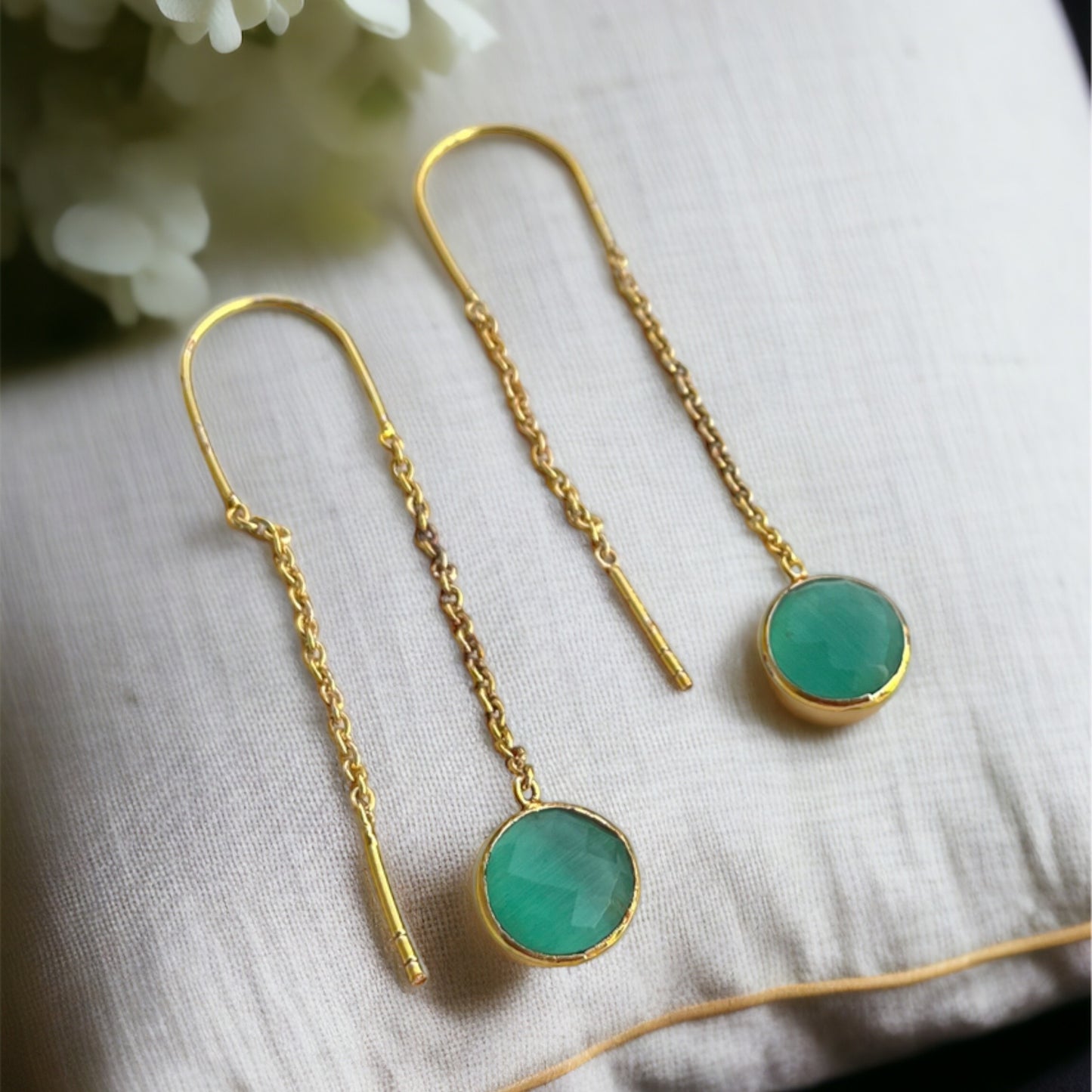 Sui Dhaga Stone Earrings