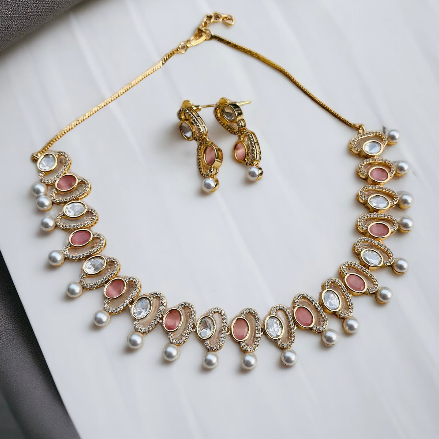 Moissanite Pink Sleek Necklace Set