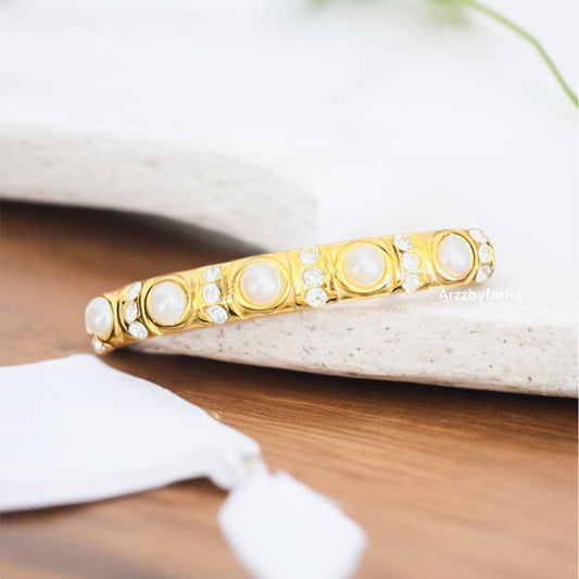 Pearl Gold Bangle Bracelet