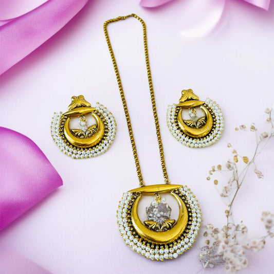 Gold Brass Pearl Necklace Set