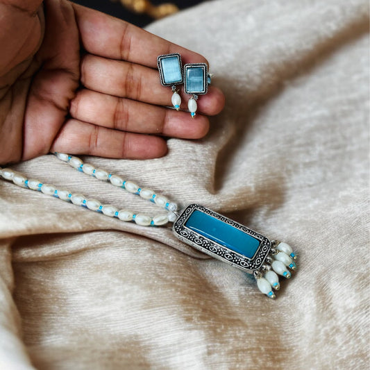 Ruhi Pearl Stone Necklace Set