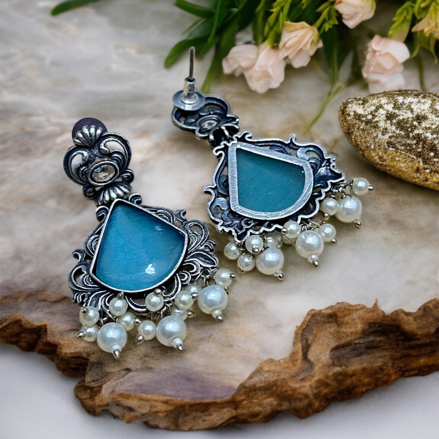Janhvi Drop Earring