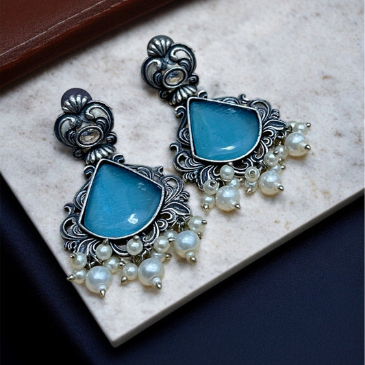 Janhvi Drop Earring