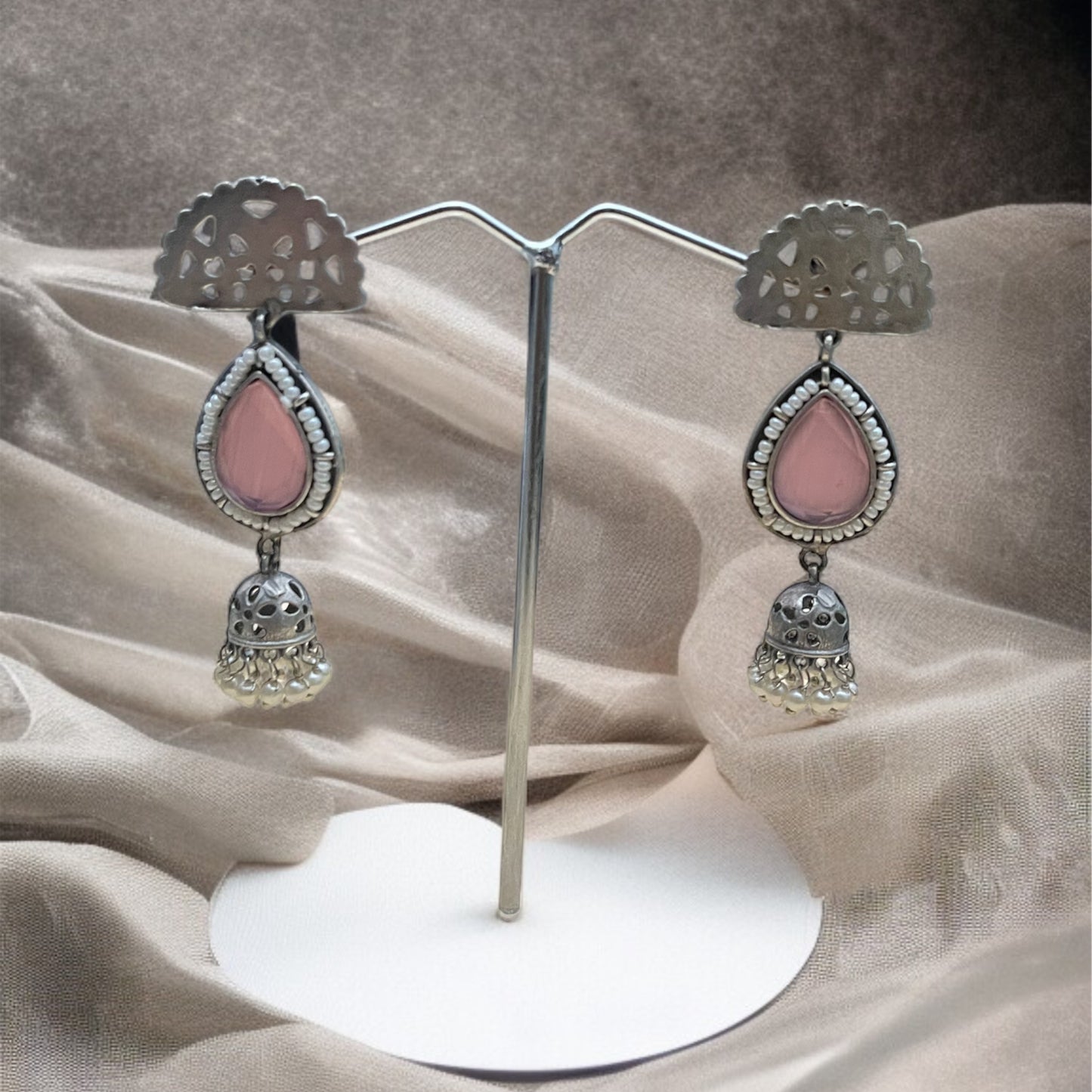 Anushka Drop Earring