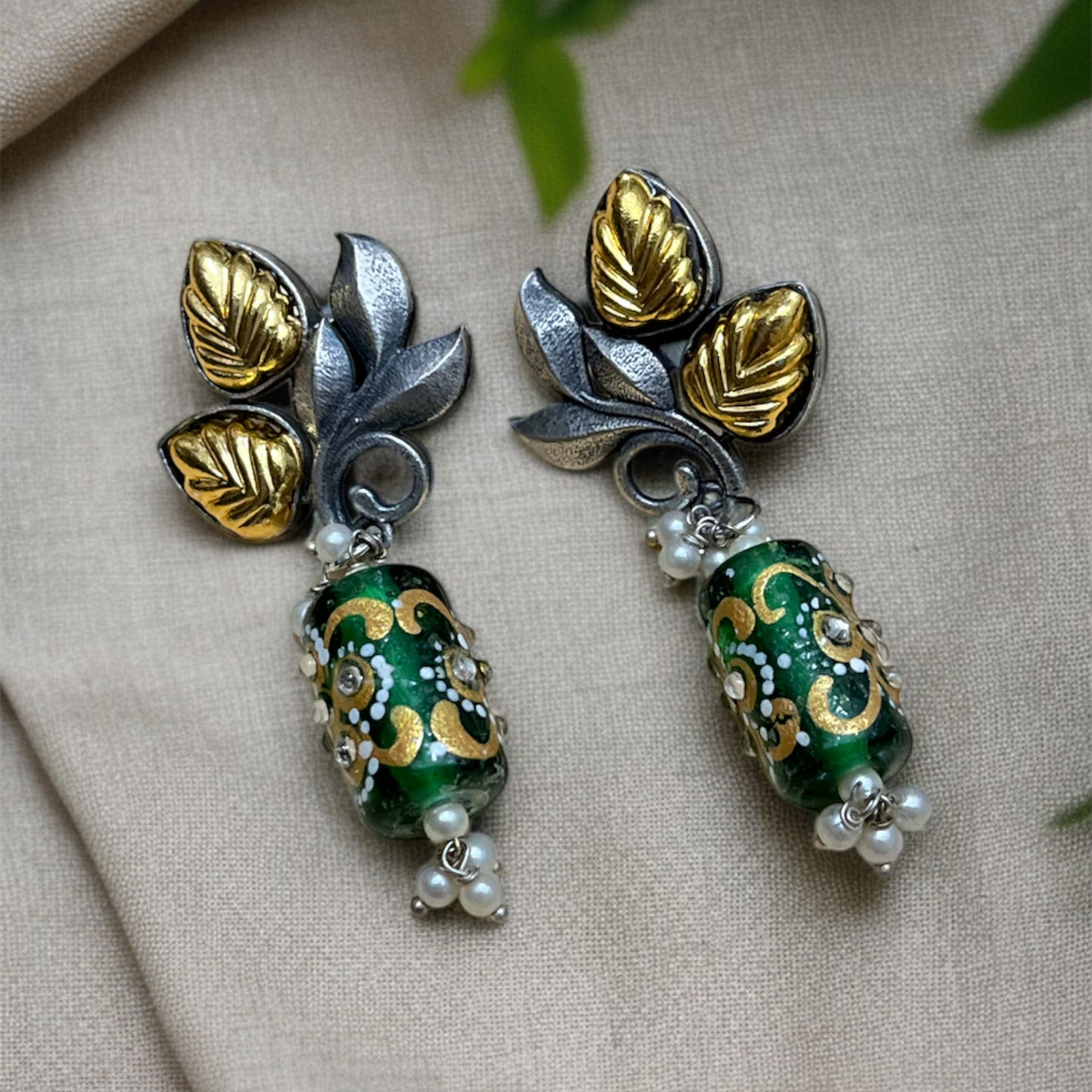 Taapsee Handprint Drop Earring