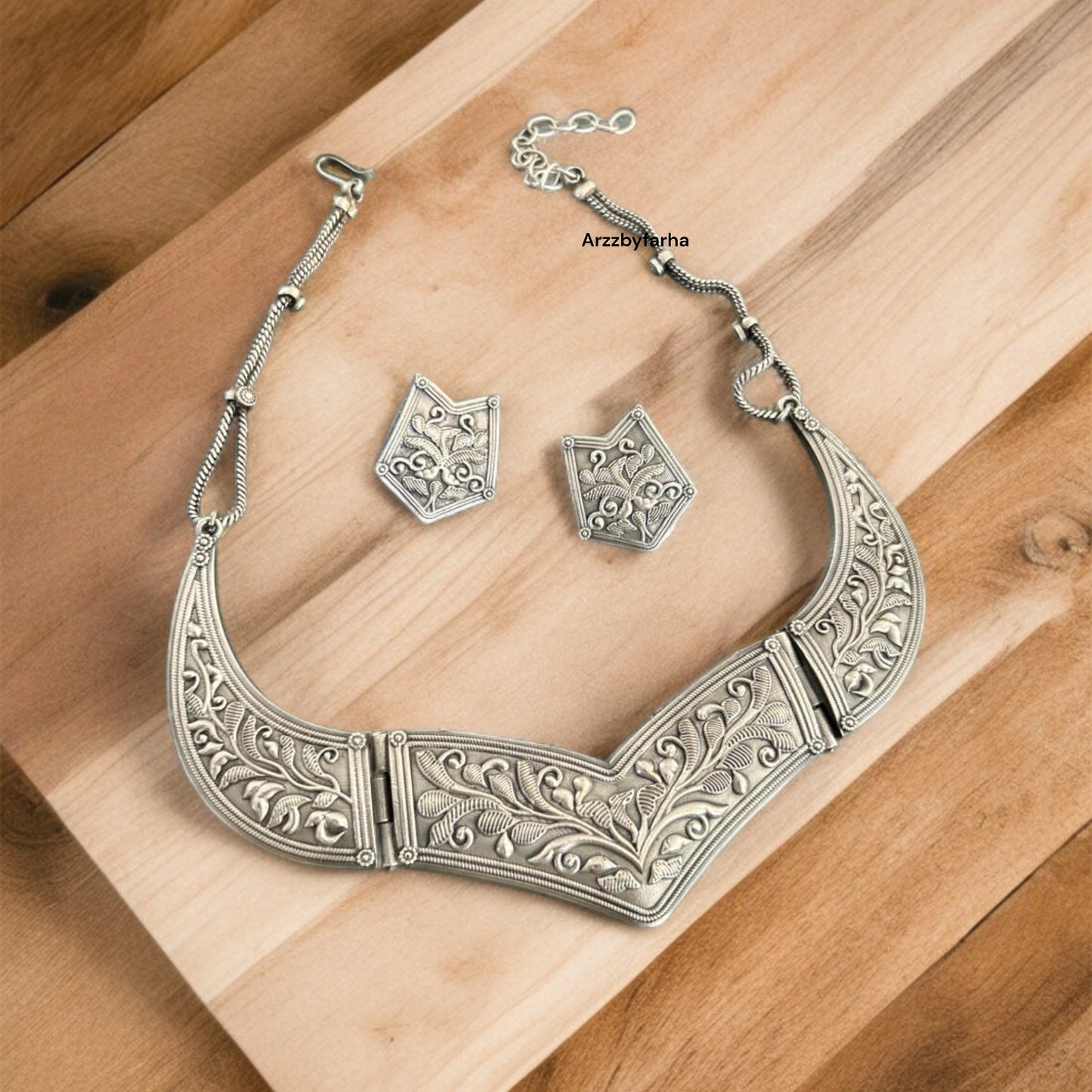 Antique Brass Necklace Set