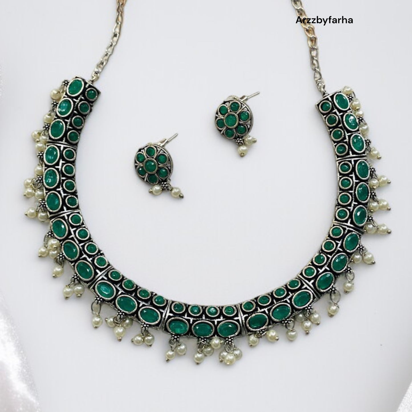 Brass Green Necklace Set