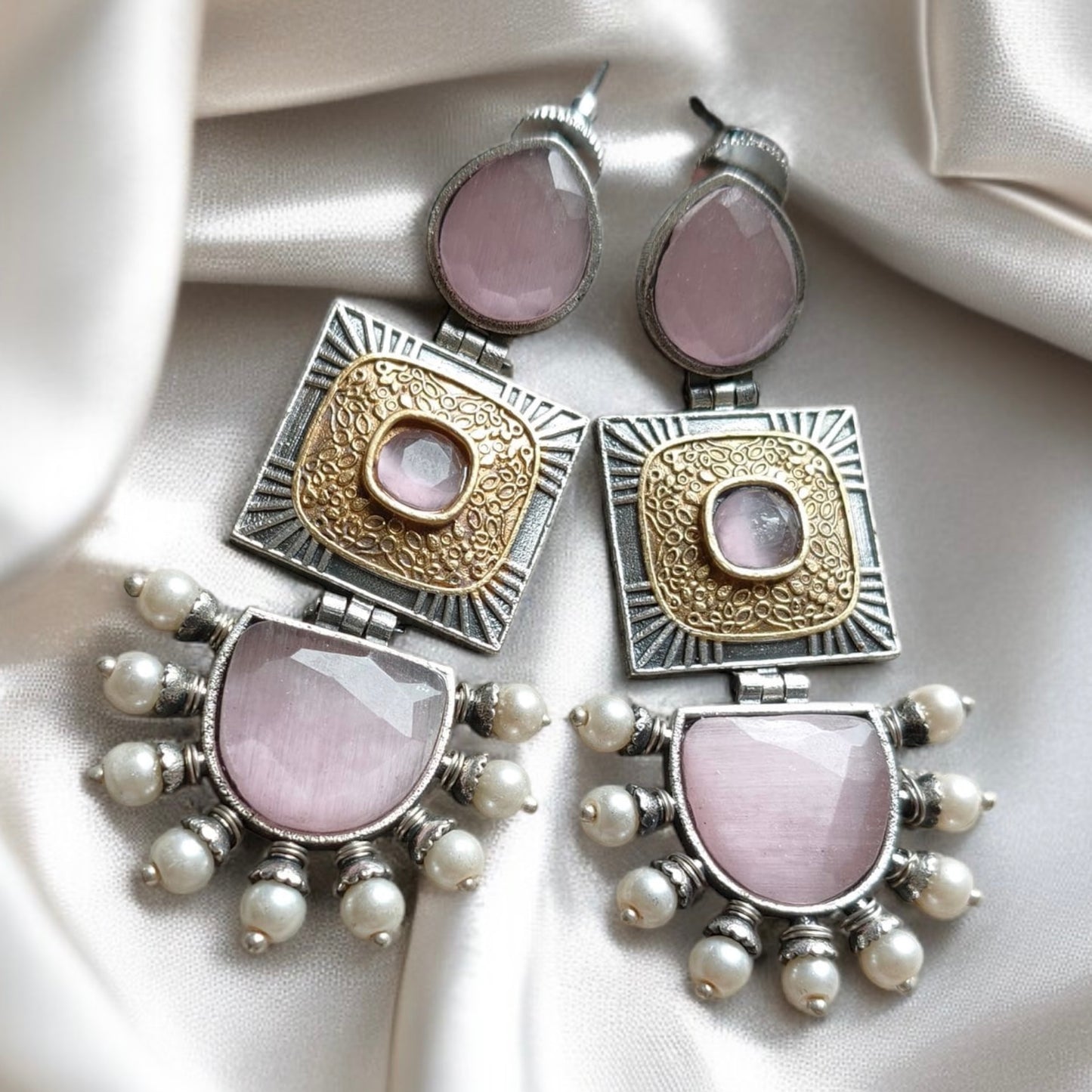 Shruti DT Drop Earring