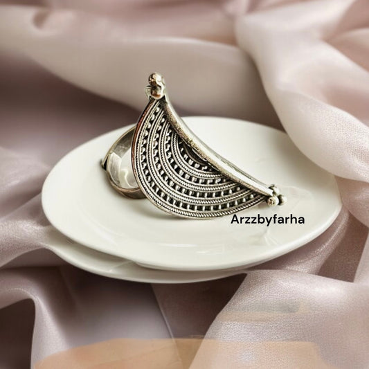 Silver Statement Finger Ring