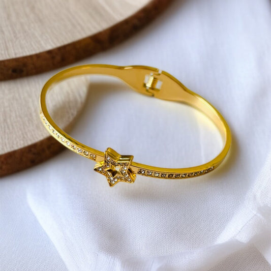 Star Front Open Bracelet