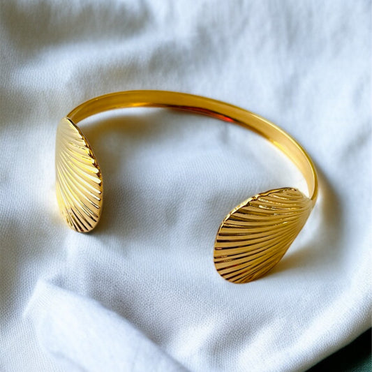 Gold Double Shell Bracelet
