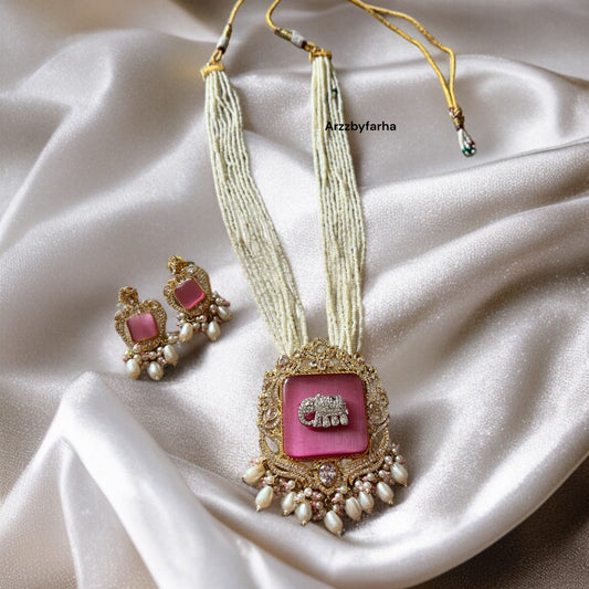 Pink Monalisa Stone Necklace Set