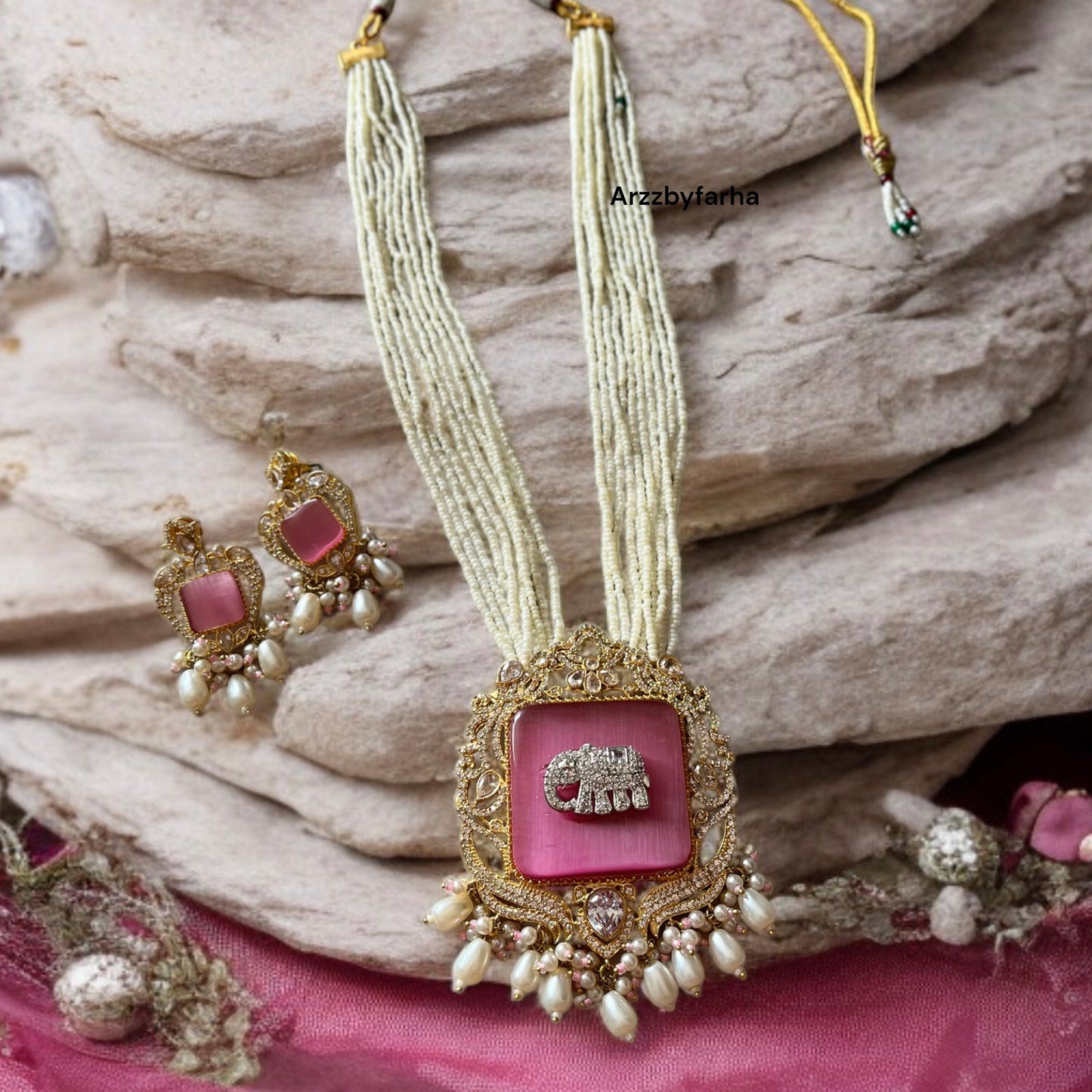 Pink Monalisa Stone Necklace Set