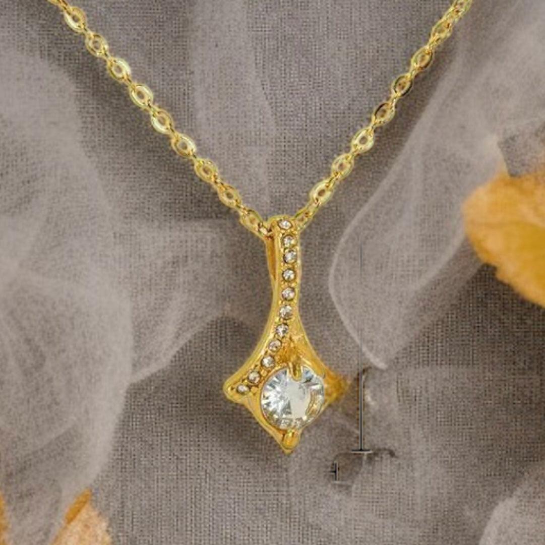 Antitarnish Moon Pendant Necklace