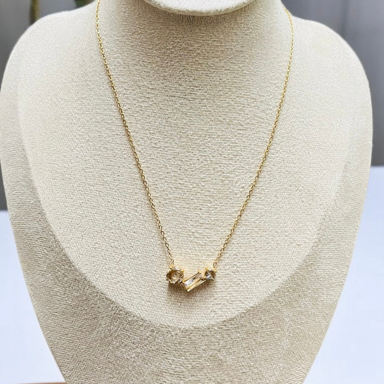Crystal White Pendant Necklace