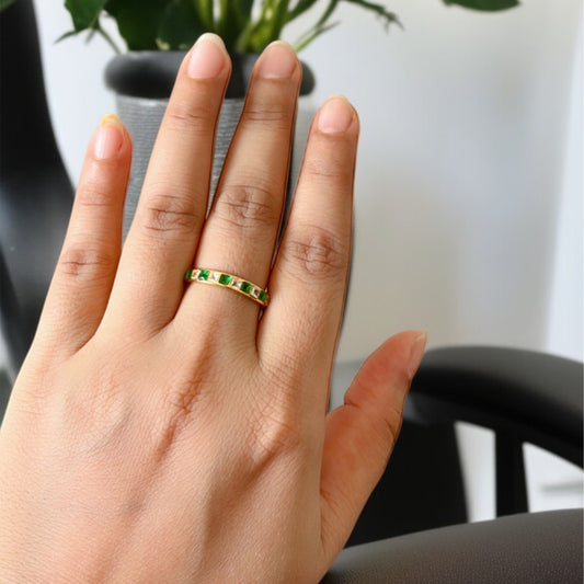 18K Gold Green & White Band Ring