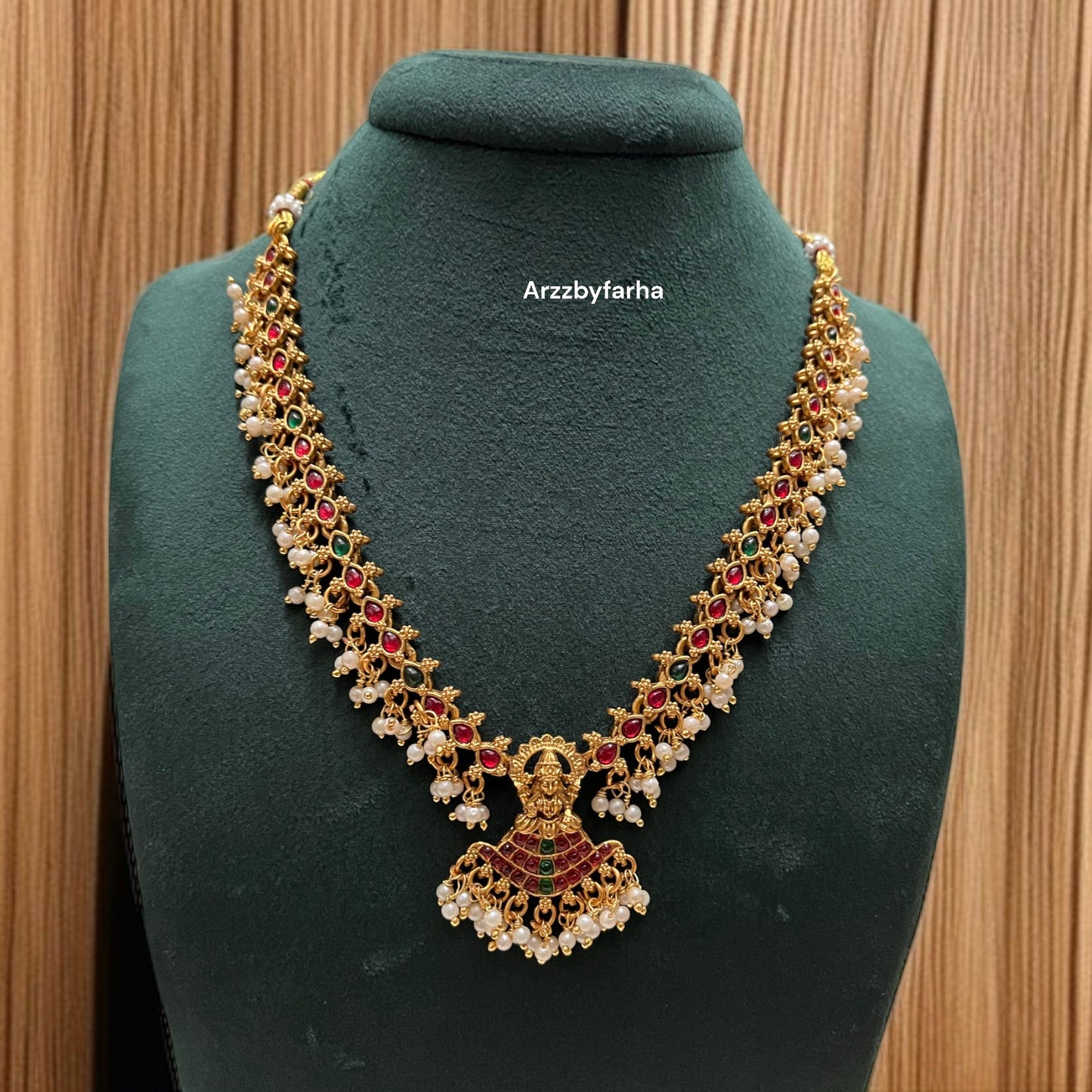 Gold Temple Necklace Set