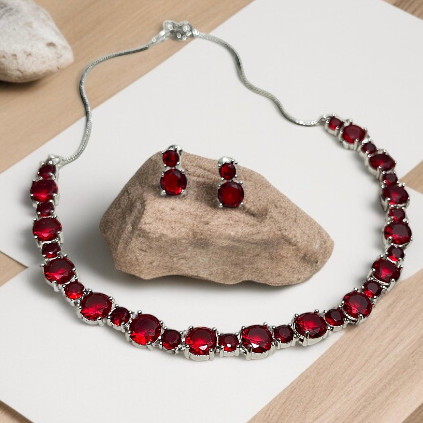 Sleek Red Necklace Set