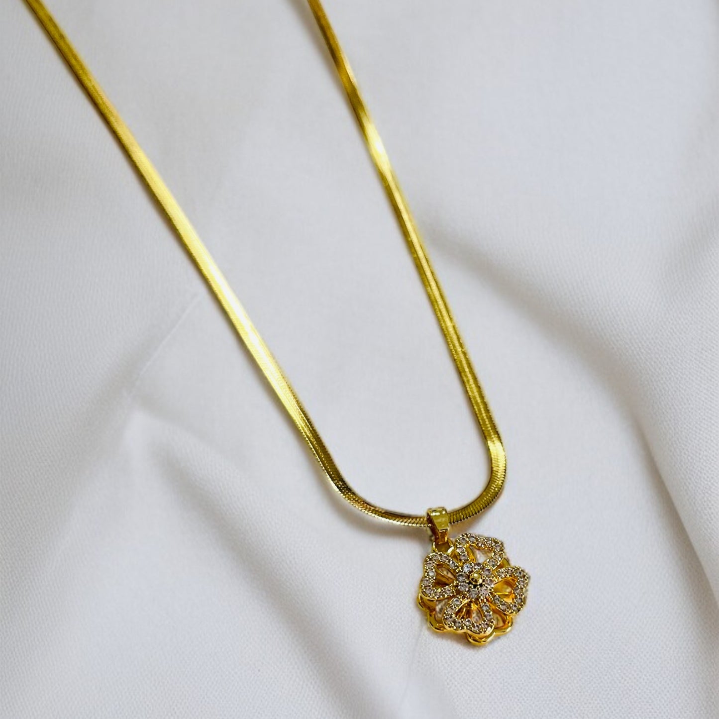 AD Studded Flower Chain Necklace