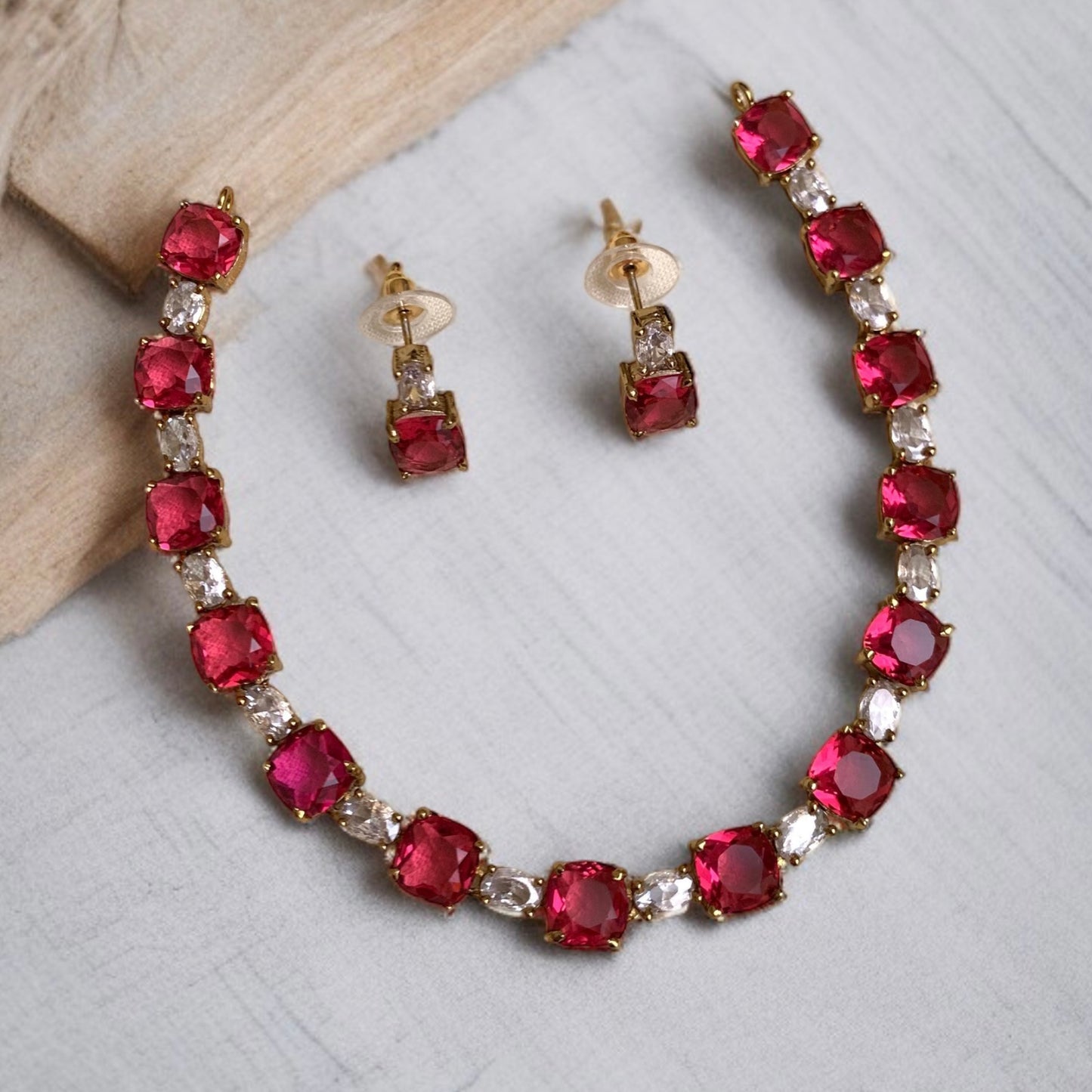Ruby Pink & White Sleek Necklace Set