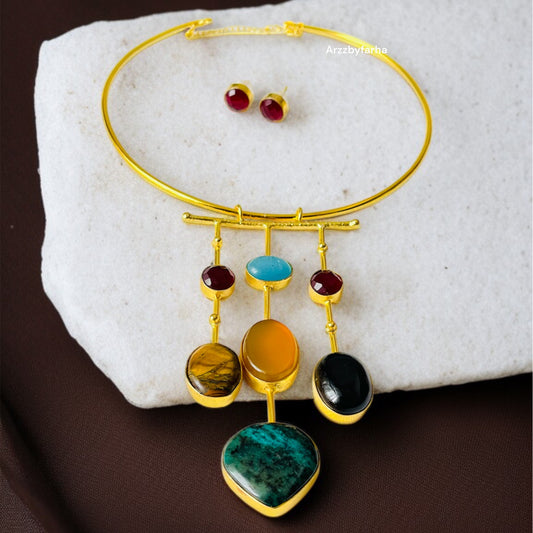 Multicolor Stone Hasli Necklace Set