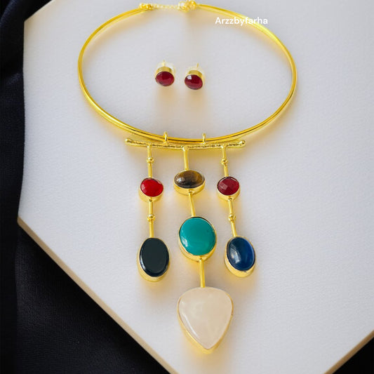Multicolor Stone Hasli Necklace Set