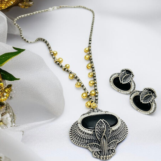 Black Stone Necklace Set