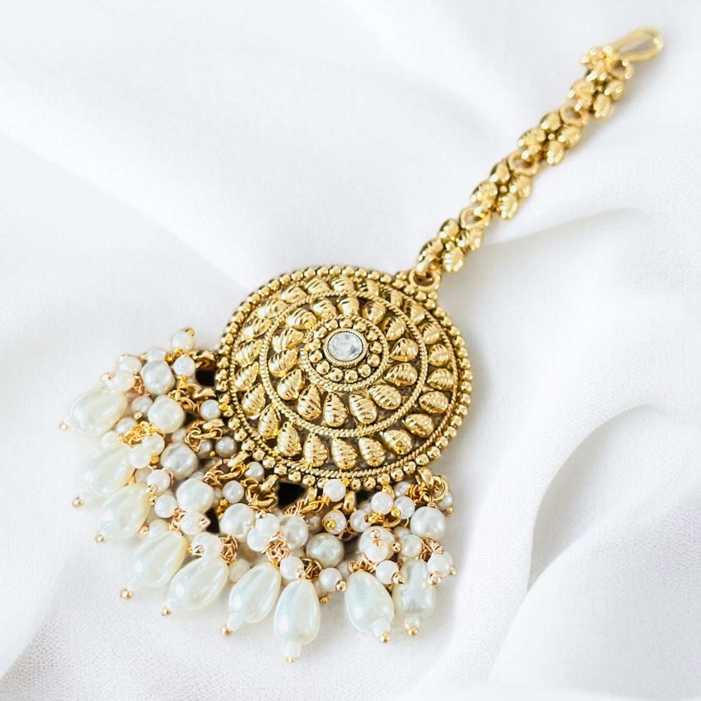 Pearl & Gold Necklace Set