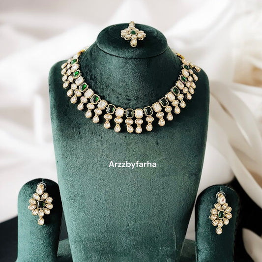 Green & White Stone Necklace Set