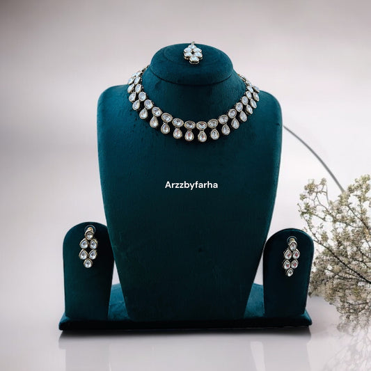 White Stone Necklace Set