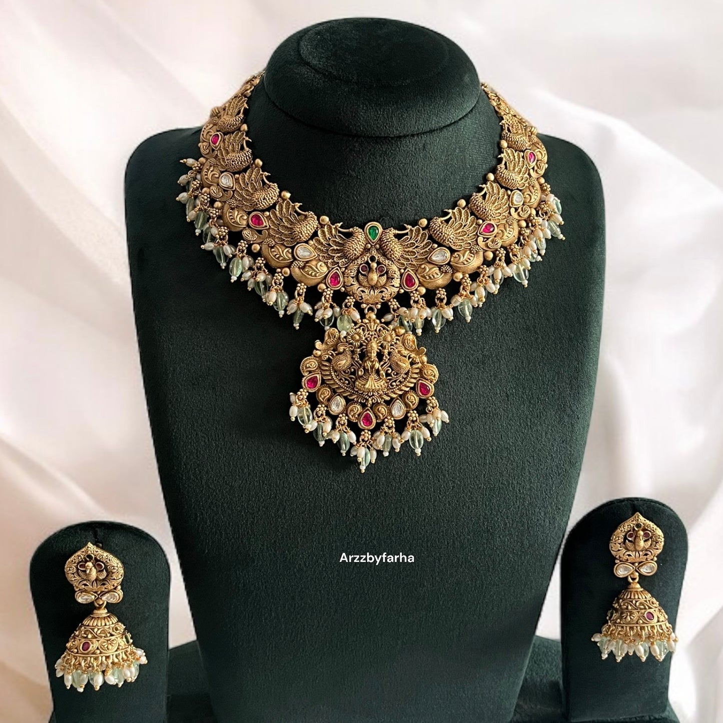 Gold Temple Necklace Set