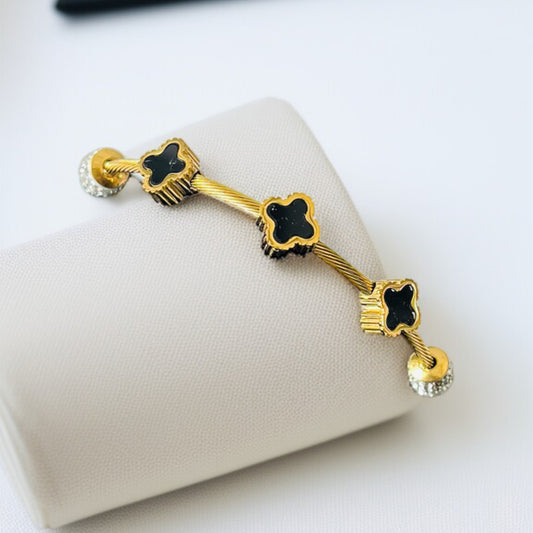 Clover Magnetic Closure Bracelet