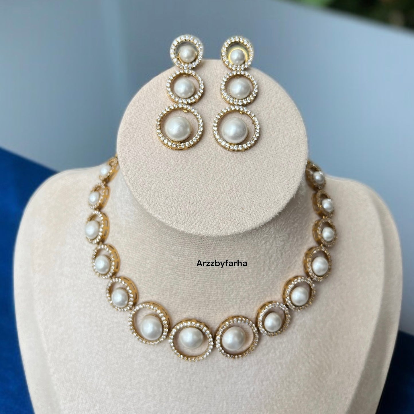 AD Studded Pearl Necklace Set