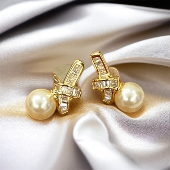 Crystal Pearl Studs Earrings