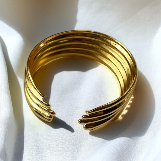 Baby Curved Cuff Bracelet