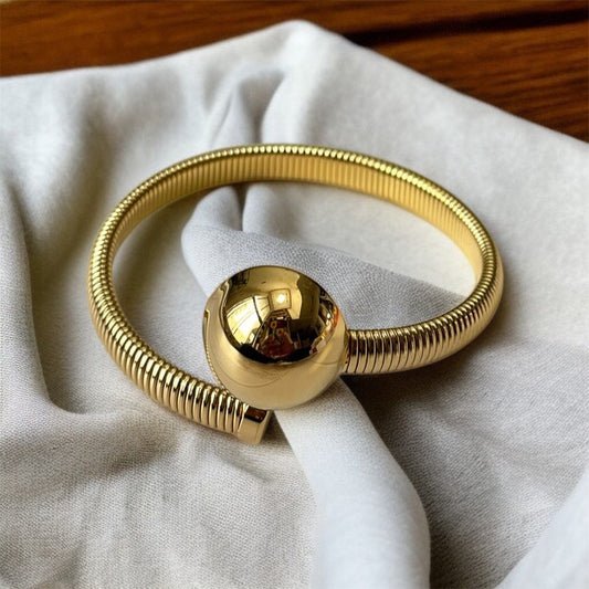 Adjustable Twisted Gold Bracelet