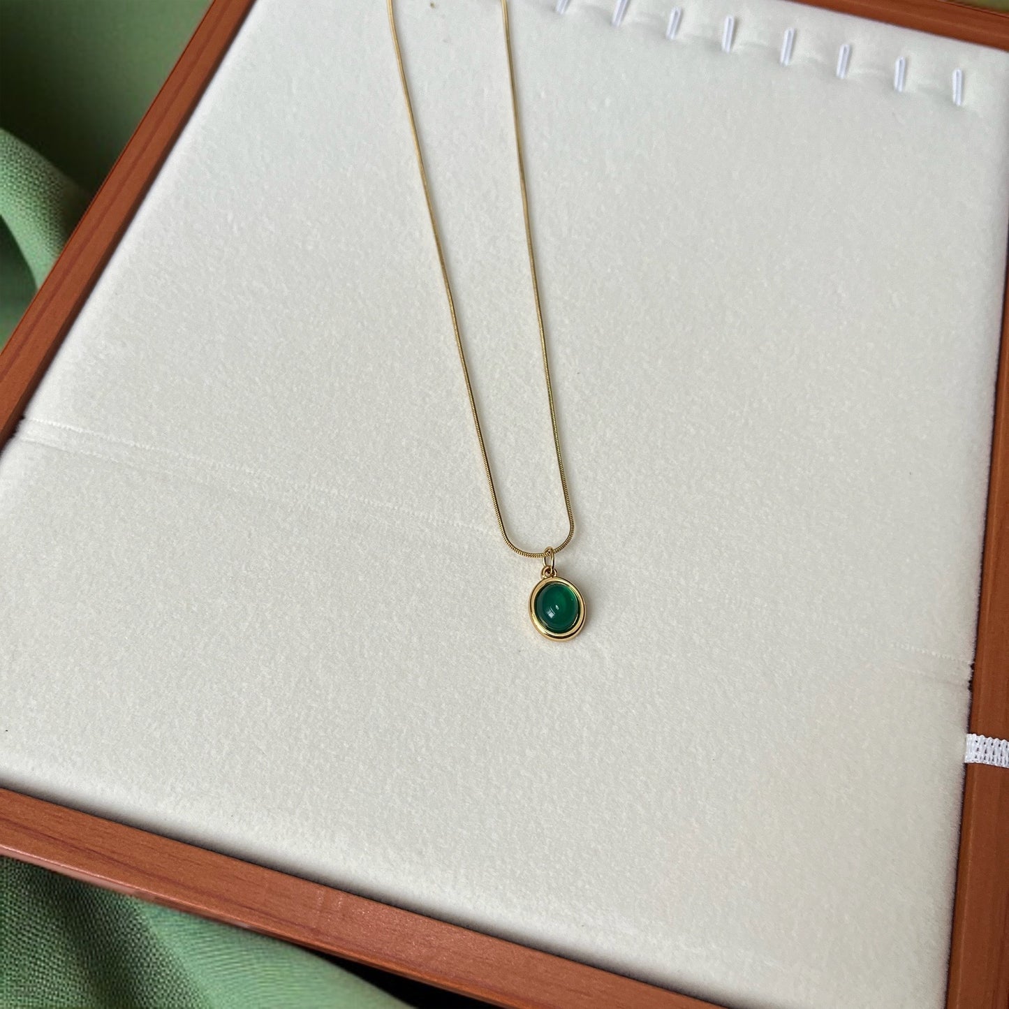 Green Stone Pendant Necklace