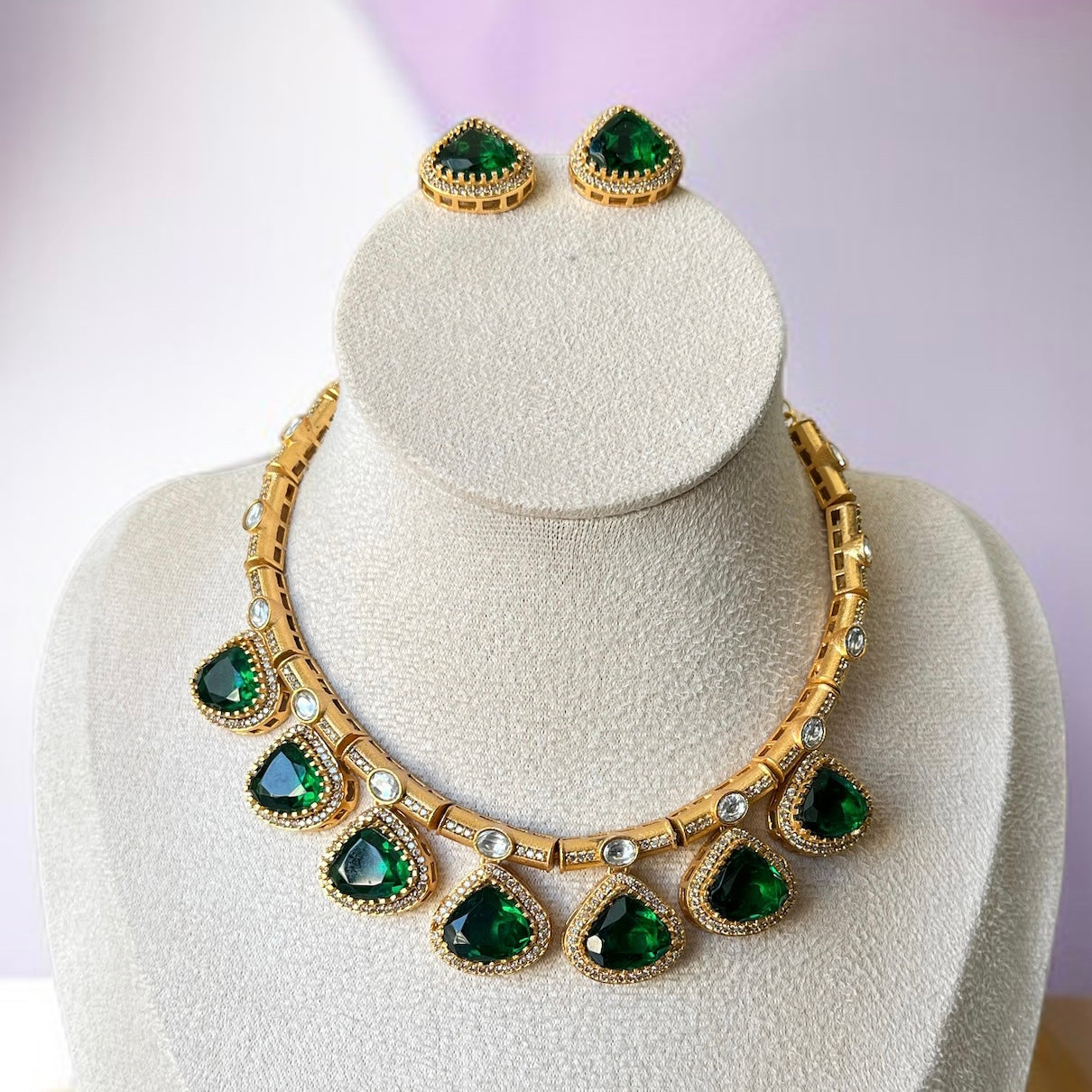 Red Stone Necklace Set