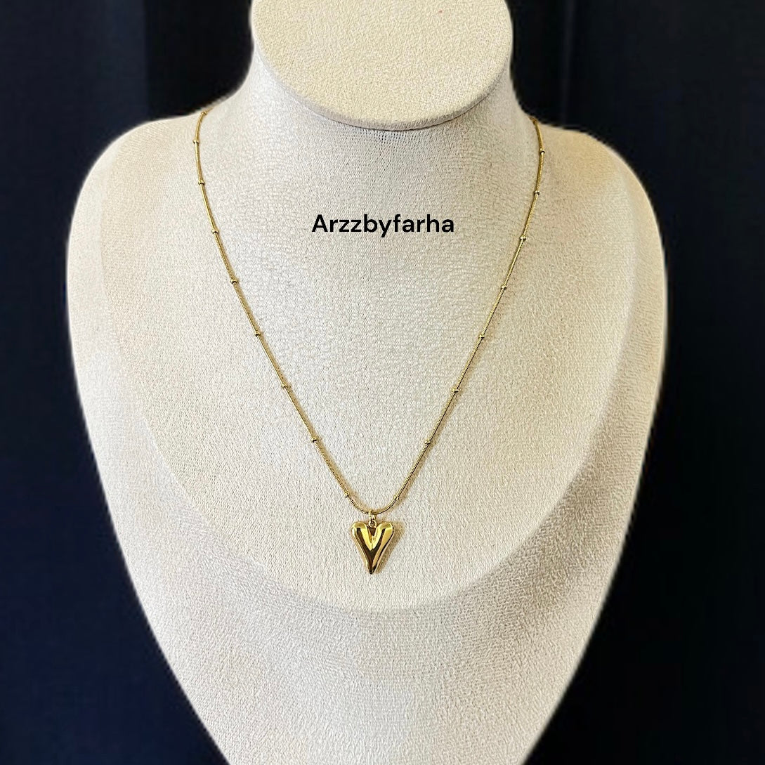 Heart Pendant Chain Necklace