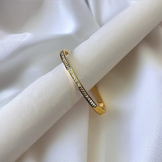 AD Studded Sleek Gold Bracelet