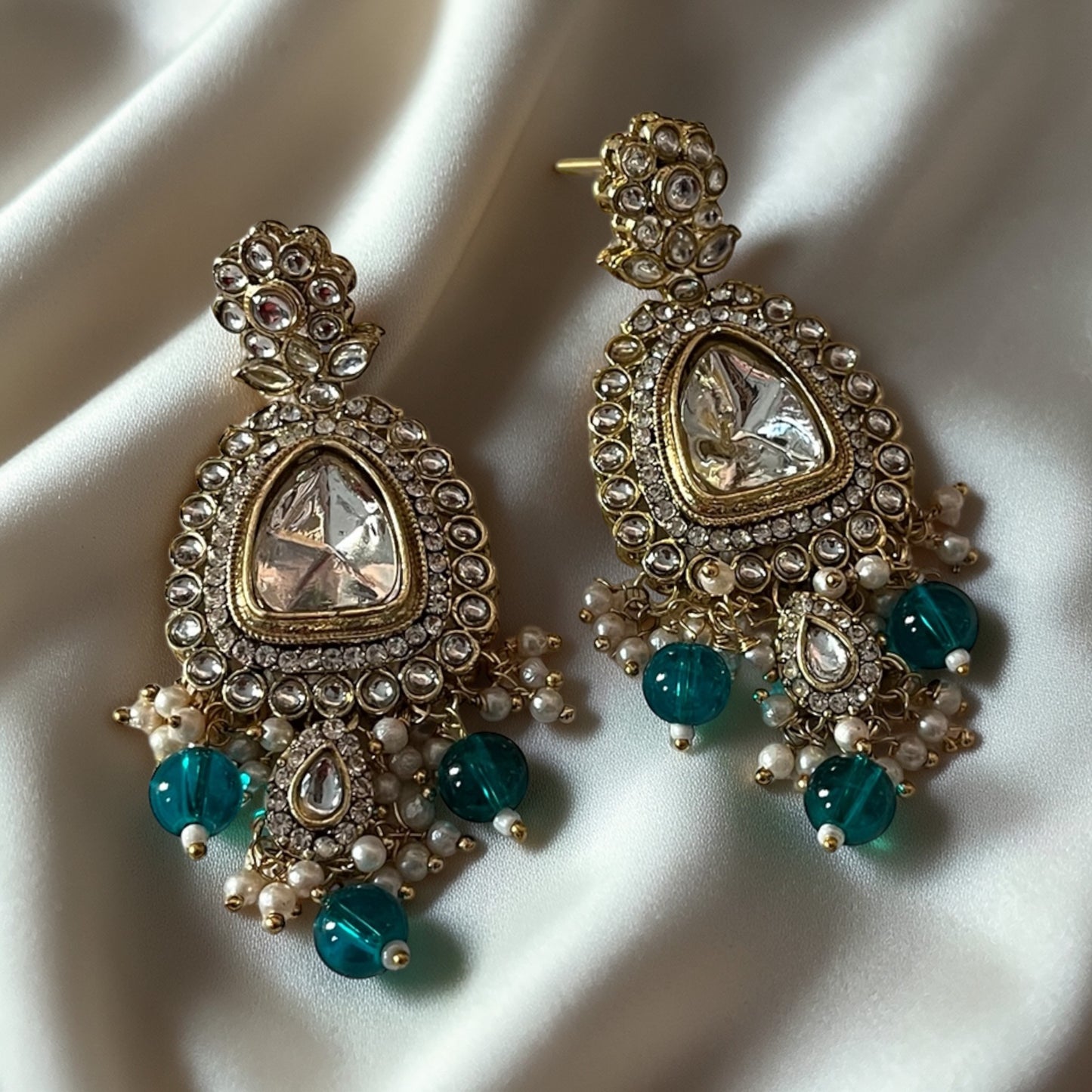 Kundan Beaded Necklace Set
