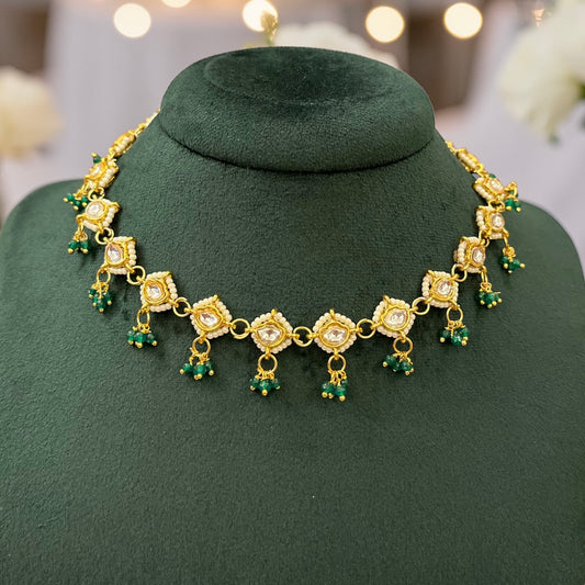 Kundan Maang Tikka Necklace Set