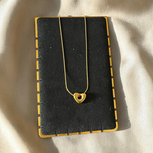 Gold Heart Pendant Necklace