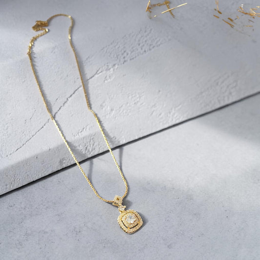 Diamond Pendant Chain Necklace