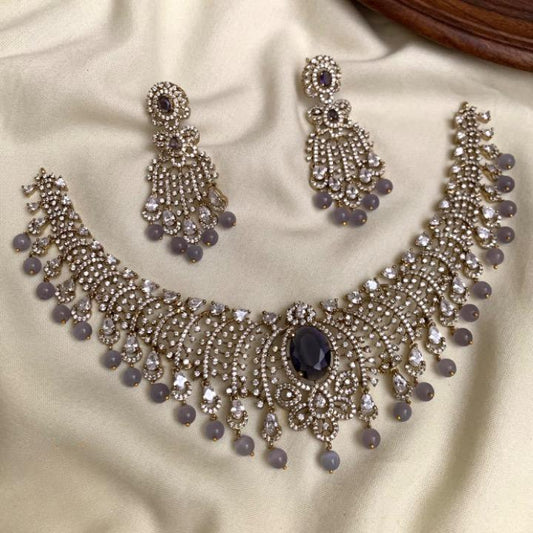 Lavender AD Studded Necklace Set